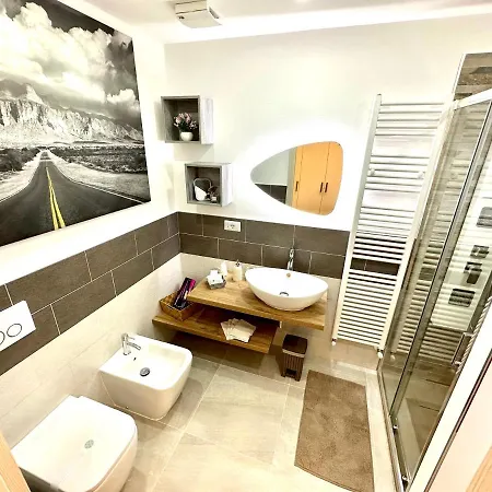 N&m Con Posteggio Gratuito Апартаменти